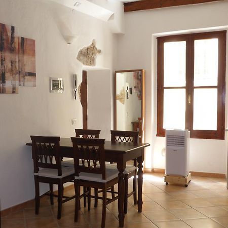 Old Town Apartment アルゲーロ エクステリア 写真